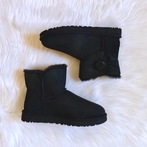 UGG Black Mini Bailey Button II Boots - Picture 4 of 8